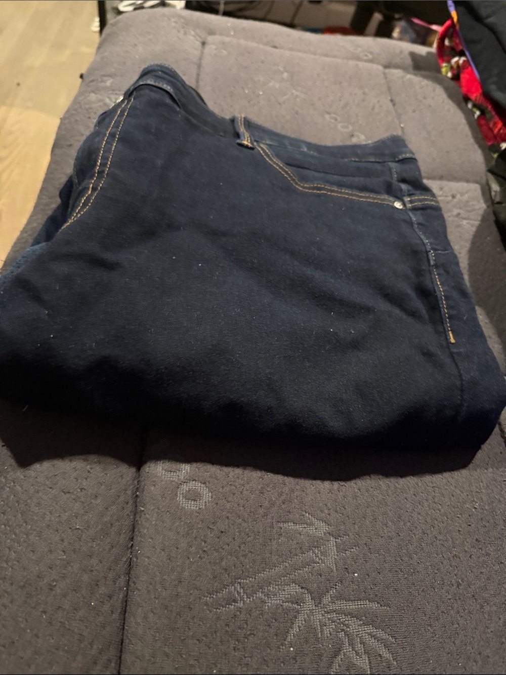 Women's Skinny Jeans in Dark Blue - Slim Fit